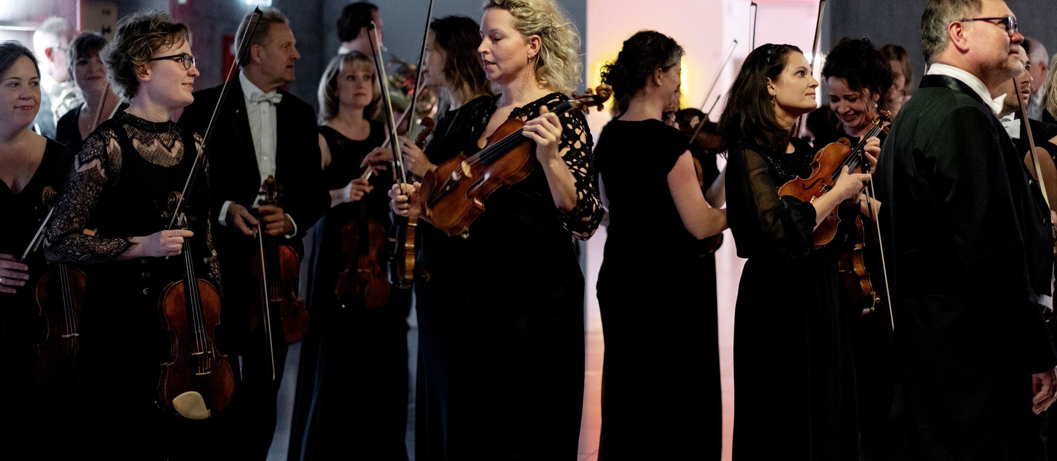 Orkester Backstage orkestret lignet op