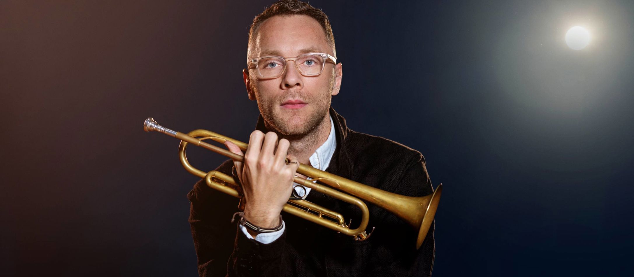 Portræt af Ari Bragi Karason, trompet