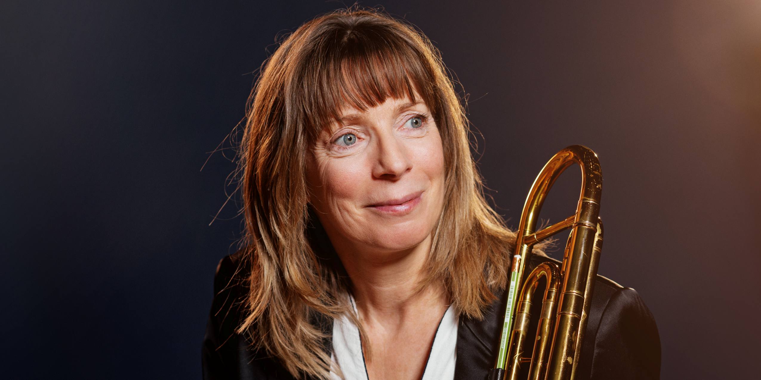 Portræt af Annette Saxe, basun