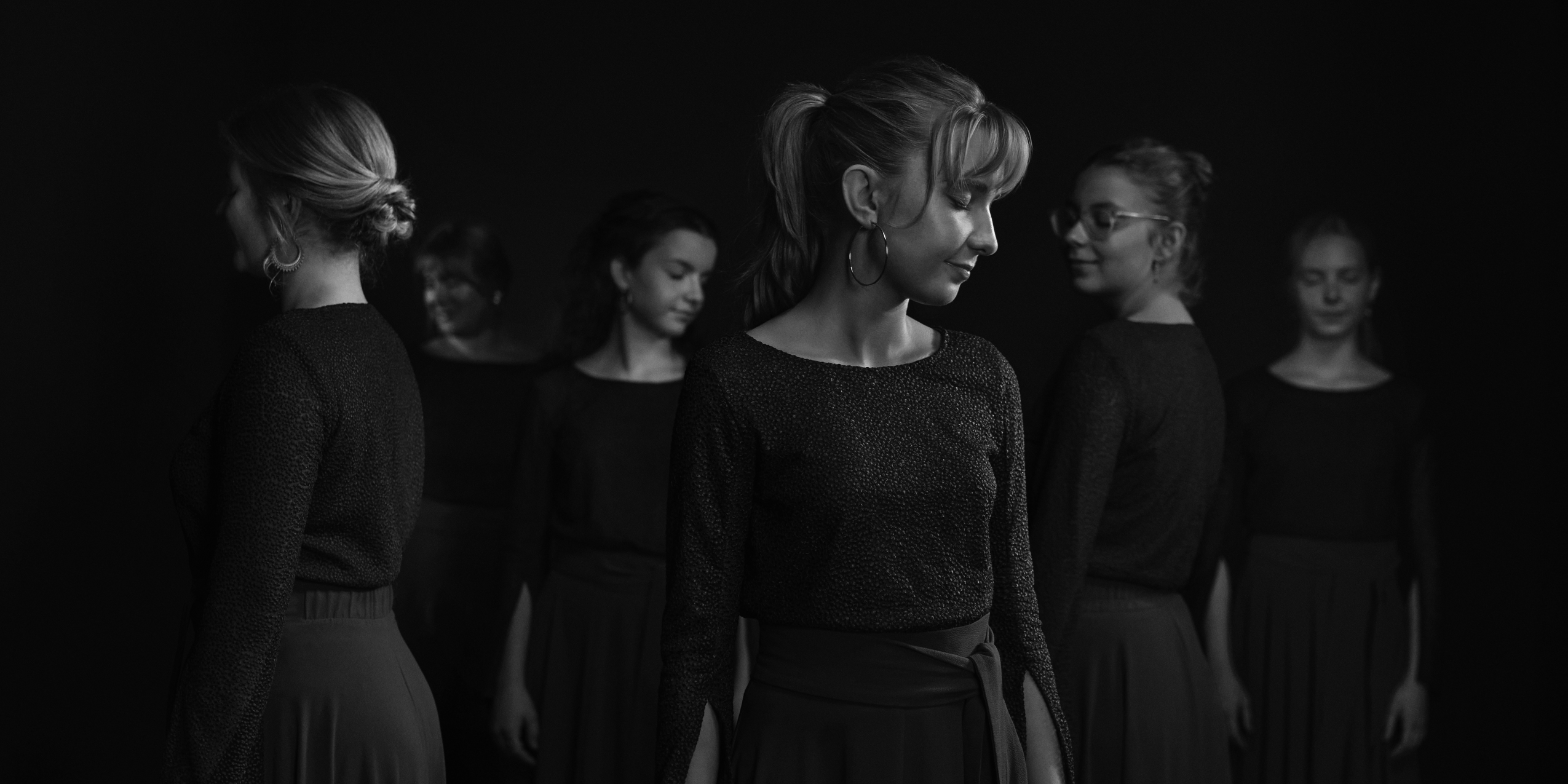 DR Pigekoret i mørke