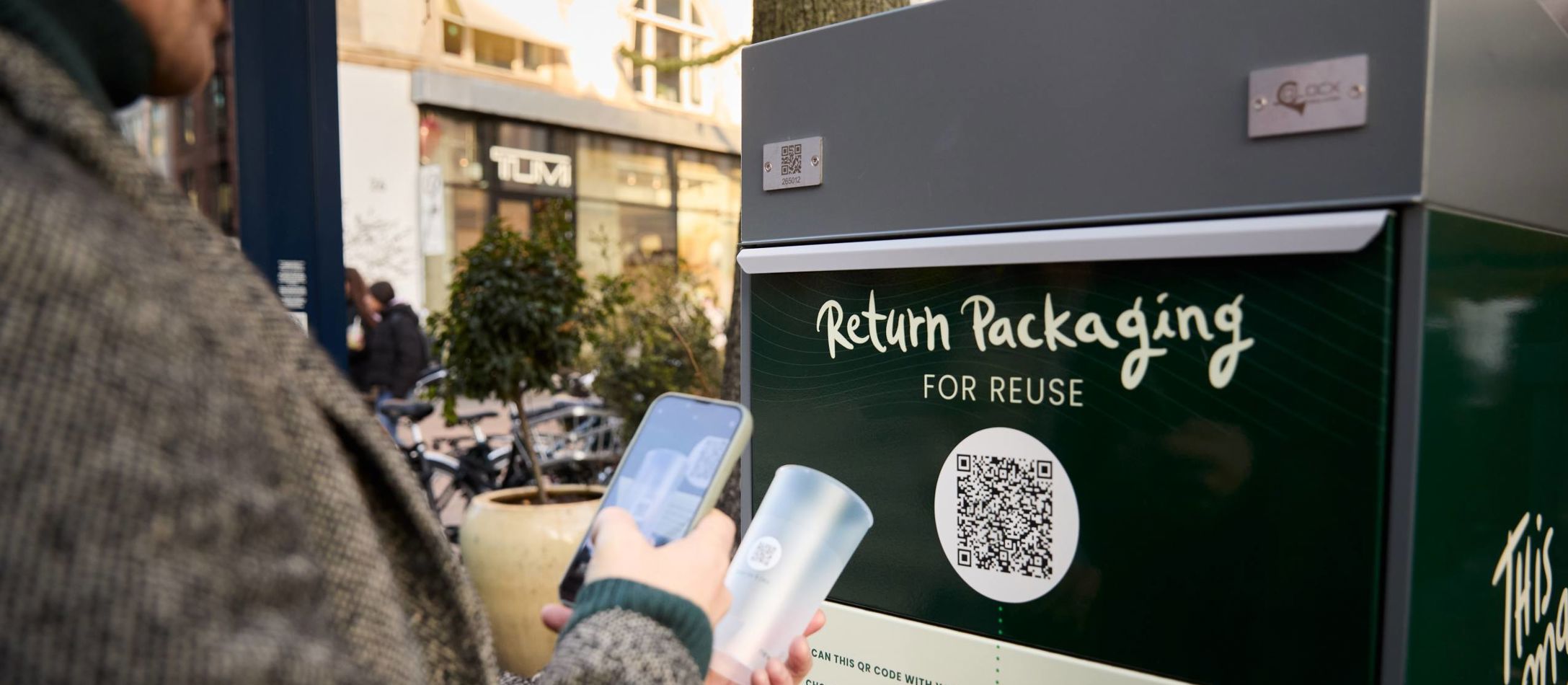 Person der scanner New Loops pantkopper