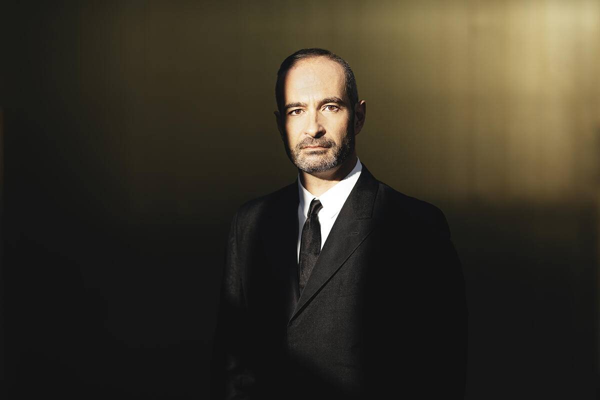 Antonello Manacorda iført fint jakkesæt