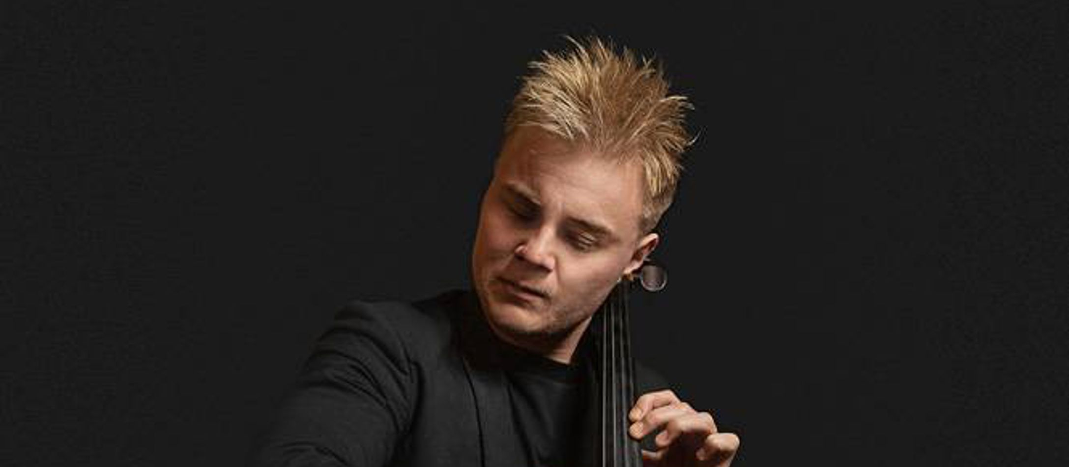 Jonathan Swensen spiller Cello til koncerten Tango Jalousie 100 år